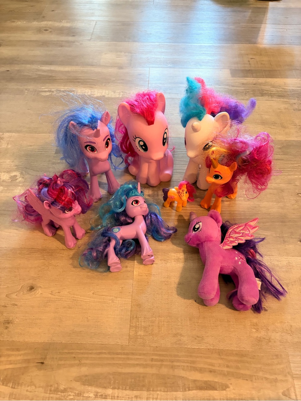 G3-G5 MLP My Little Pony Bundle Lot of 8 - Pinkie Pie, Princess Celestia, etc.